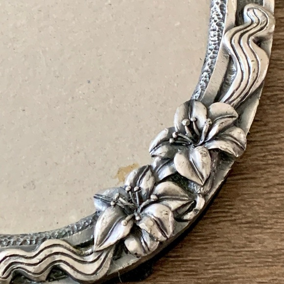 Vintage metal frame 6/7 inch - Picture 9 of 12